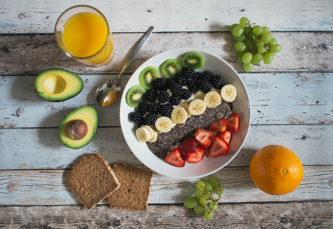 Personalized nutrition guidance and meal planning illustration
